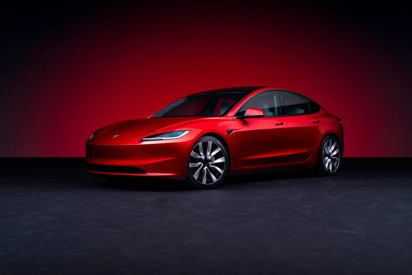 Tesla Model 3 Highland дебютировала в Европе: запас хода вырос до 421 мили