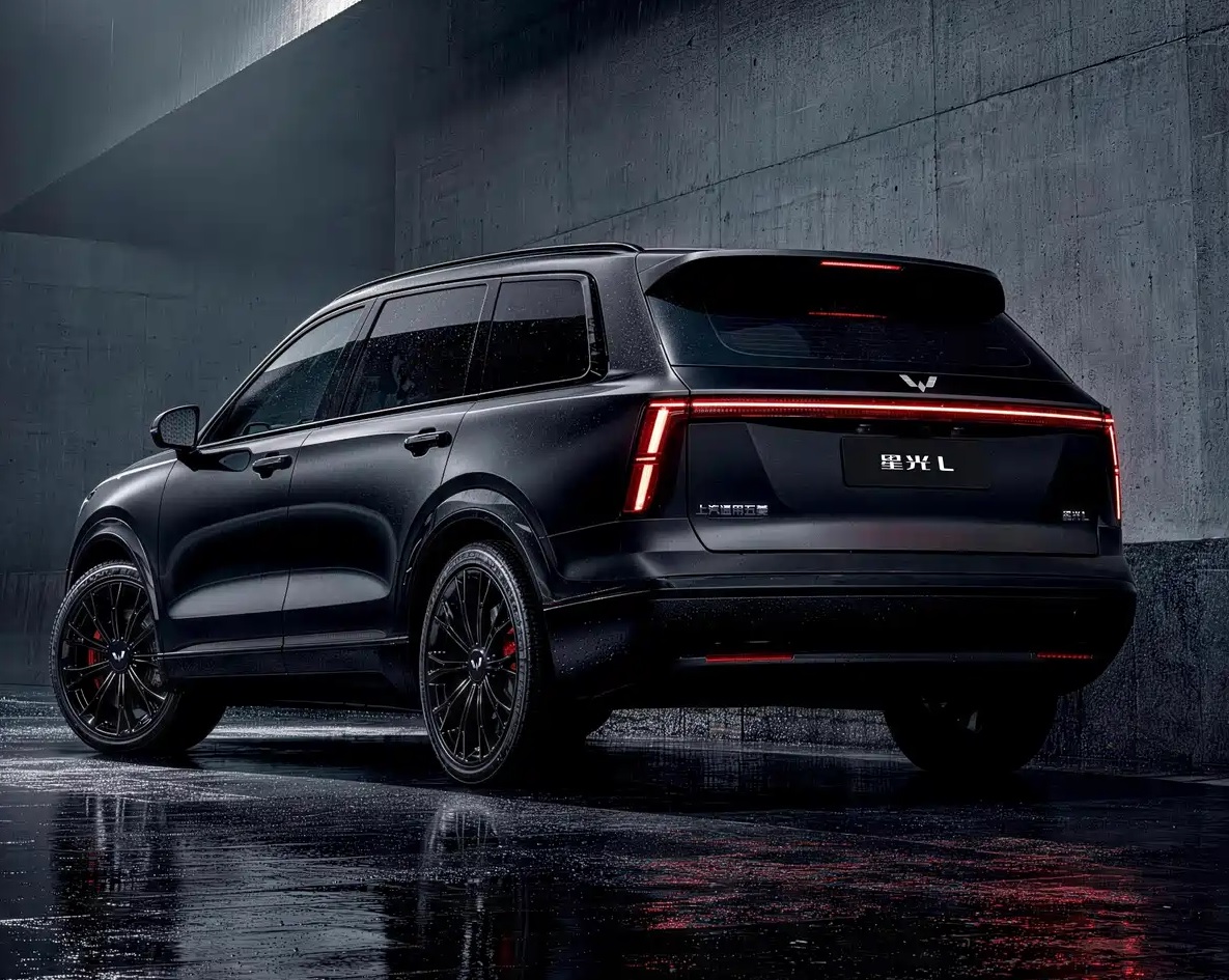 «Чёрный воин» Wuling Xinguang L уже доступен для предзаказа