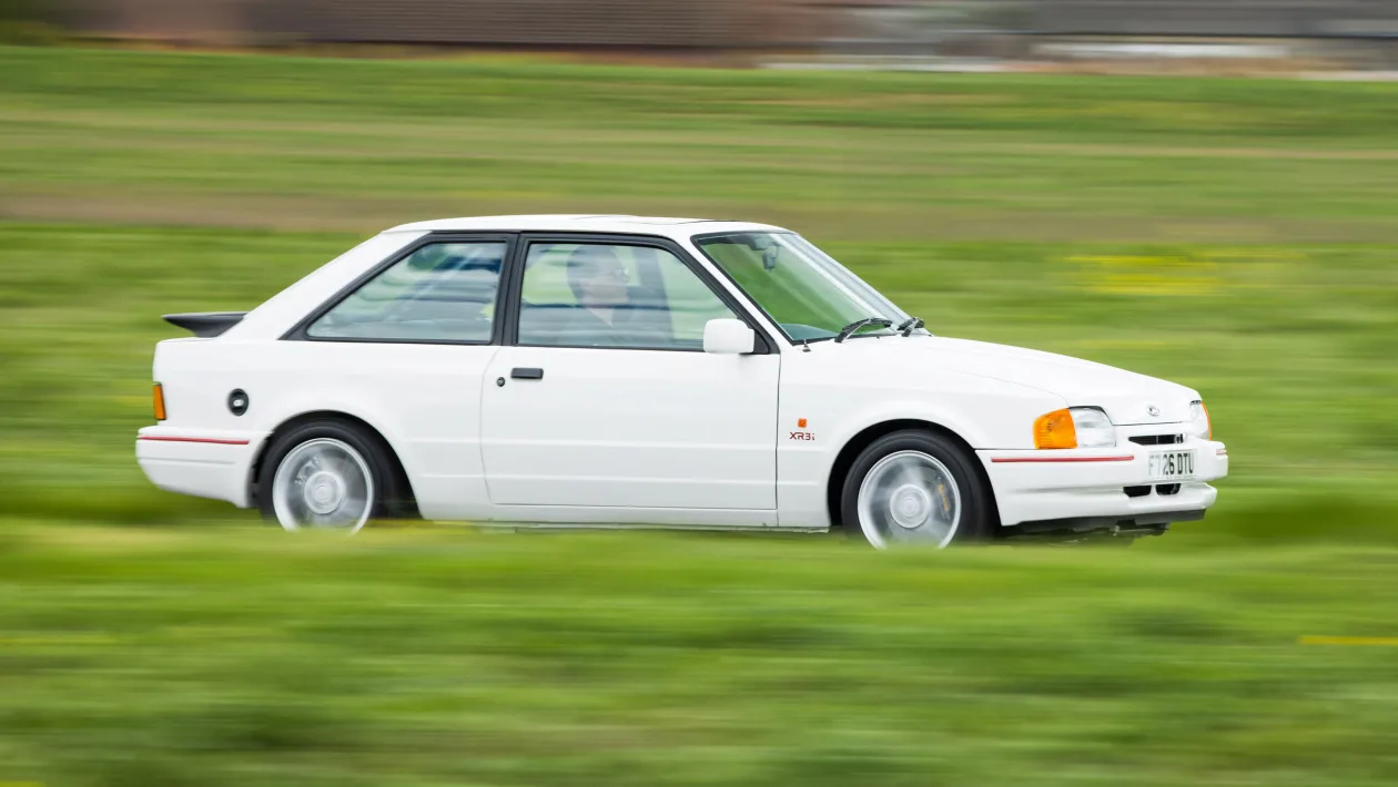Tolman переработал Ford Escort XR3i: мощность выросла на 50%