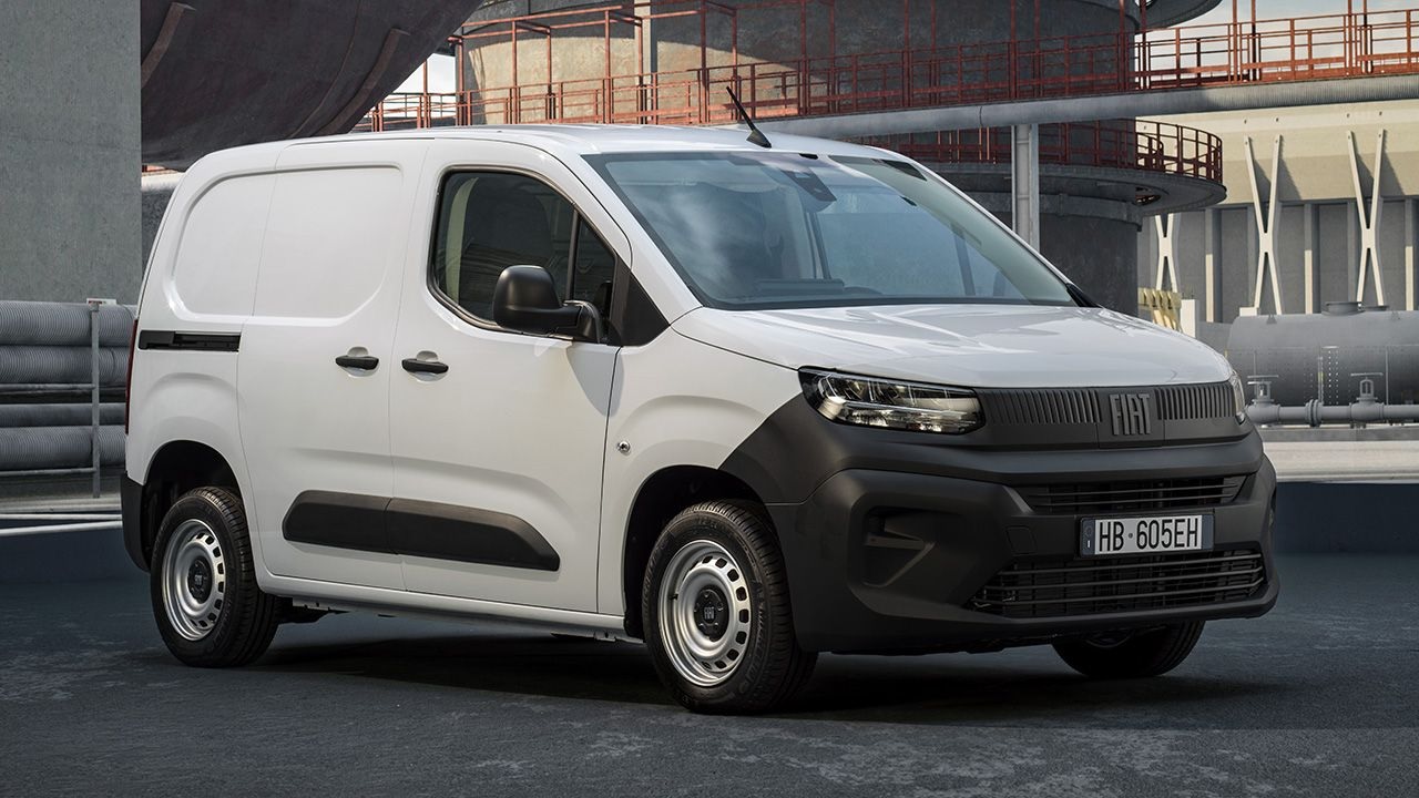 FIAT представил бюджетный фургон Doblo EasyPRO с электроверсией
