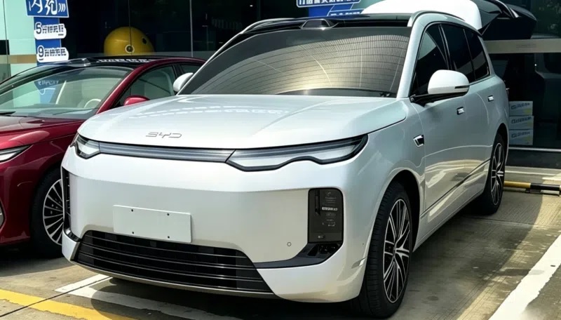 BYD Sealion 08 засветился у дилеров: 784 л.с. и 900 км хода