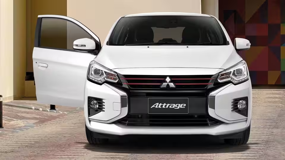 Mitsubishi Attrage появился у дилеров РФ дешевле 2 млн рублей
