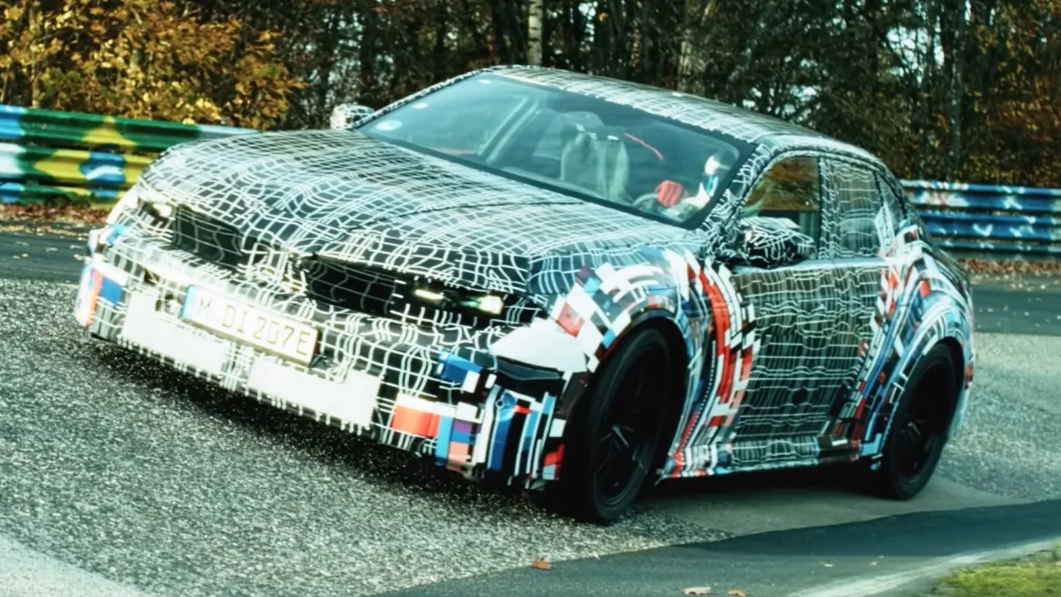 BMW iM3 засветился в Ле-Мане: уже 8 000 км по Нюрбургрингу