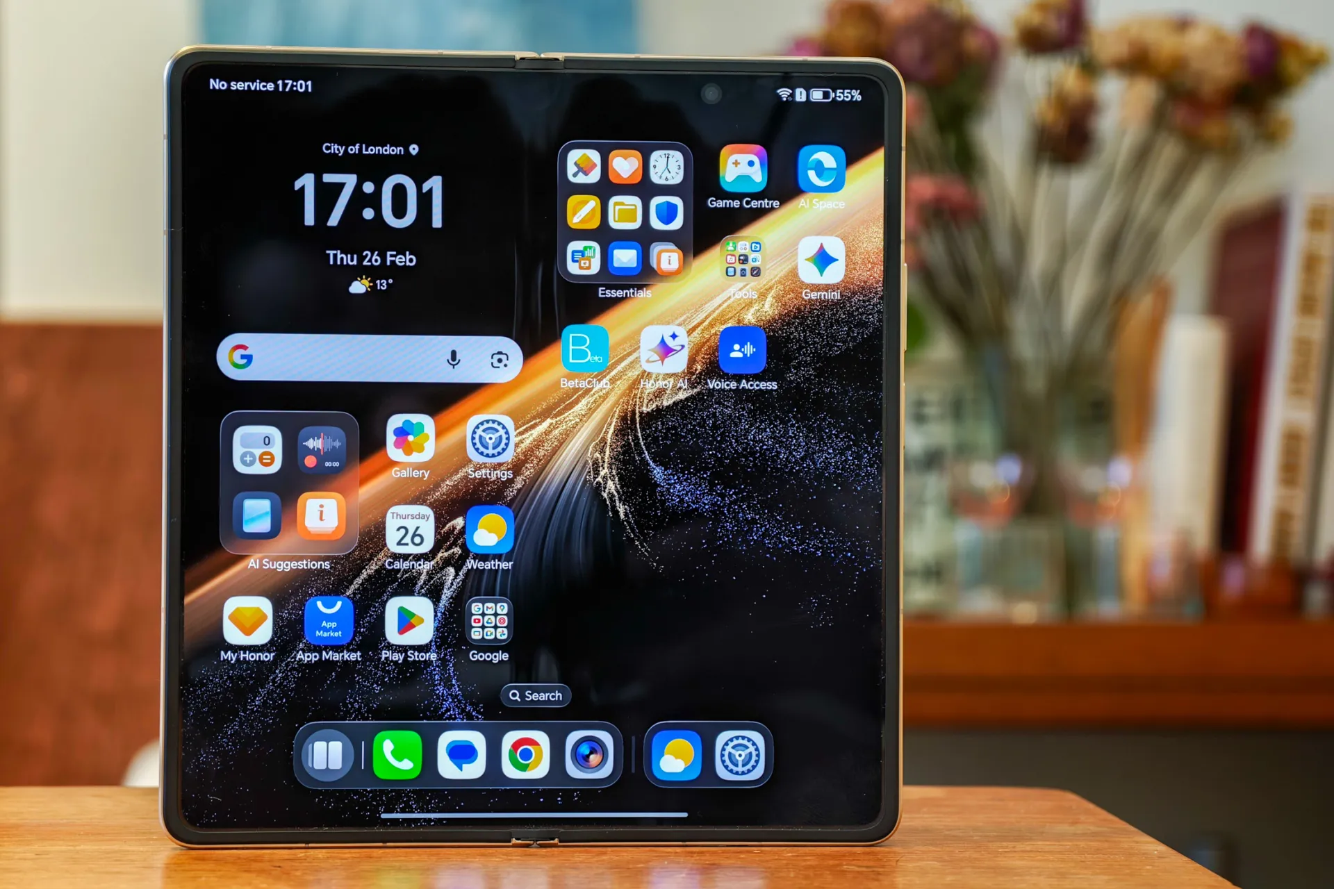 Honor Magic V6 вышел на международный рынок по цене от $1 930