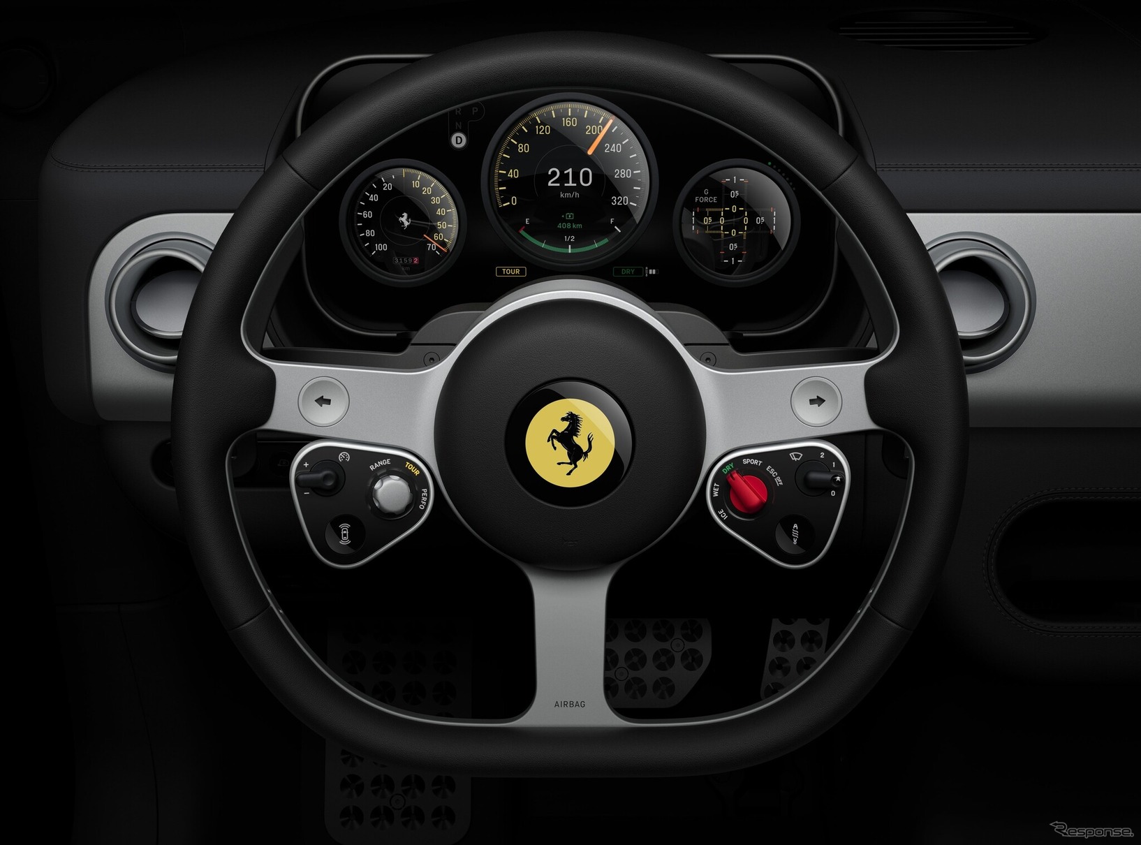 Ferrari Luce впервые получил двухслойный OLED-щиток приборов от Samsung