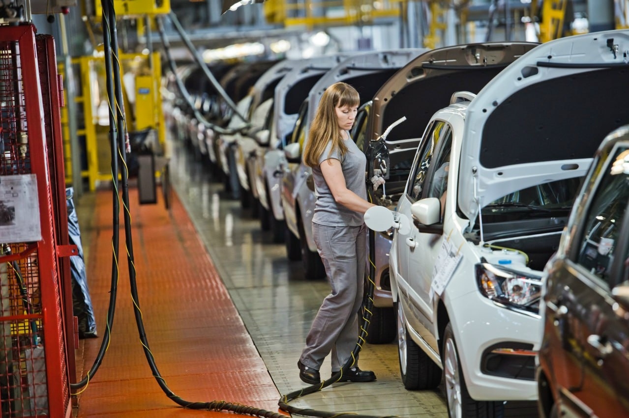 «АвтоВАЗ» выйдет из долгов в 100 млрд рублей не раньше 2028 года