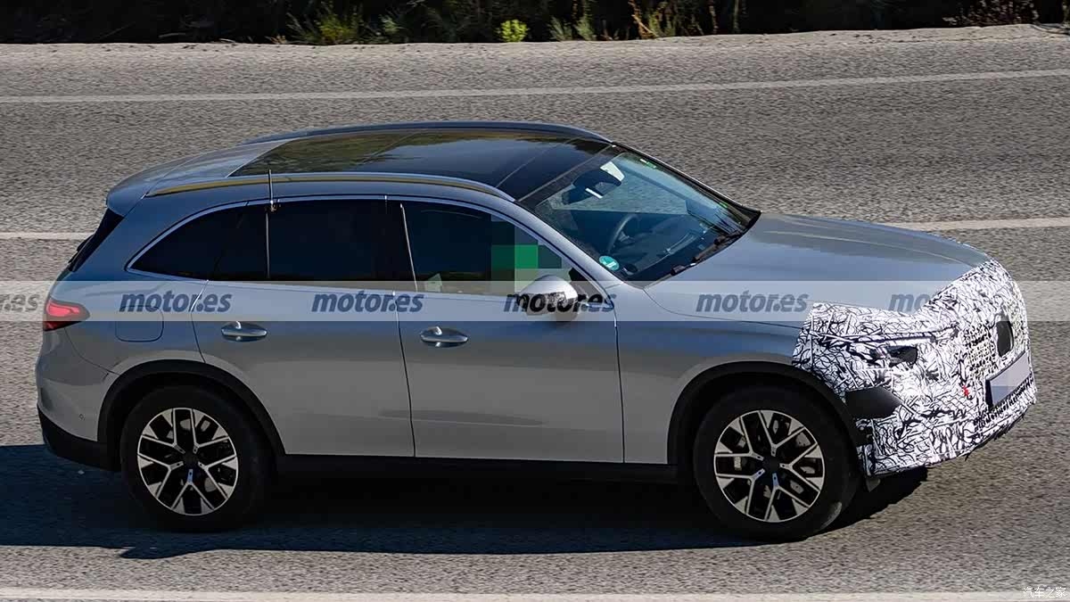 Обновлённый Mercedes-Benz GLC впервые засняли на тестах. Фото