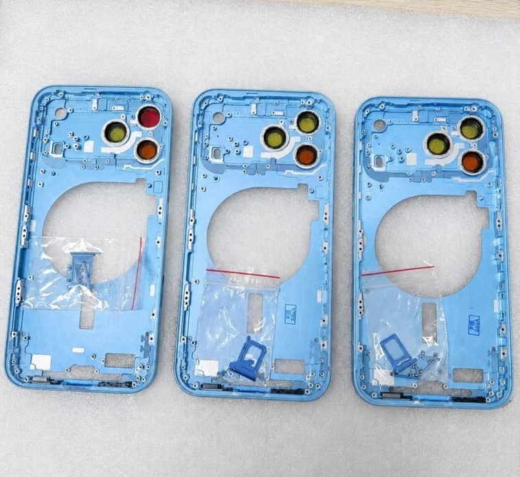 Утечка раскрыла цвета iPhone 18 Pro: «тёмная вишня» и голубой