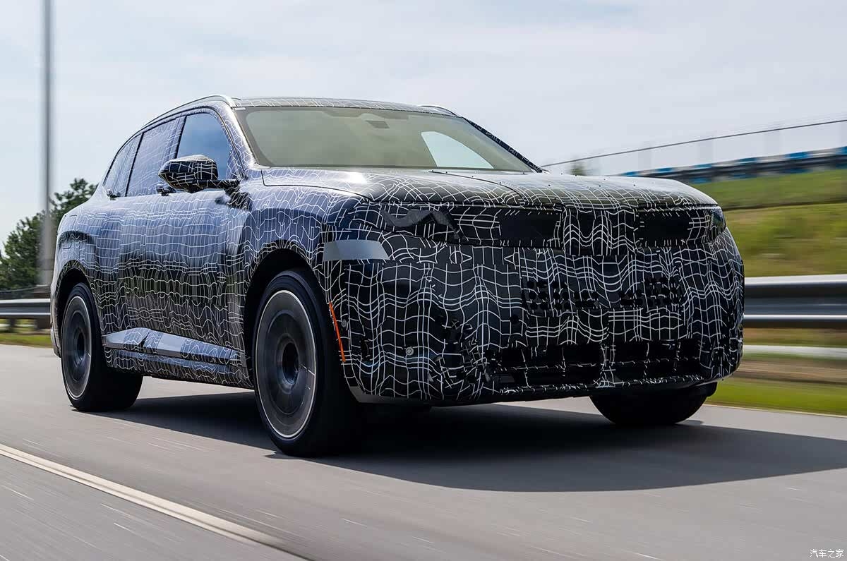 Журналисты протестировали новый BMW X5: 399 л.с. и 500 км на электротяге