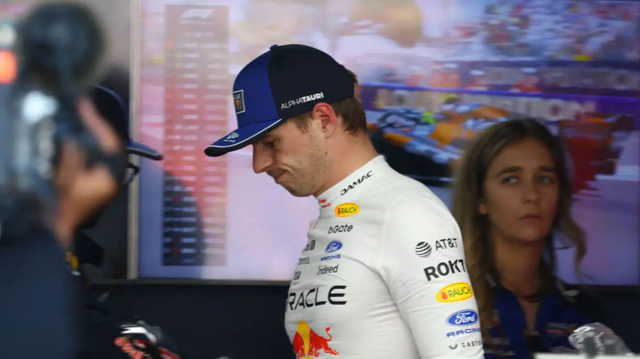 Red Bull раскрыл причину схода Ферстаппена в Монако