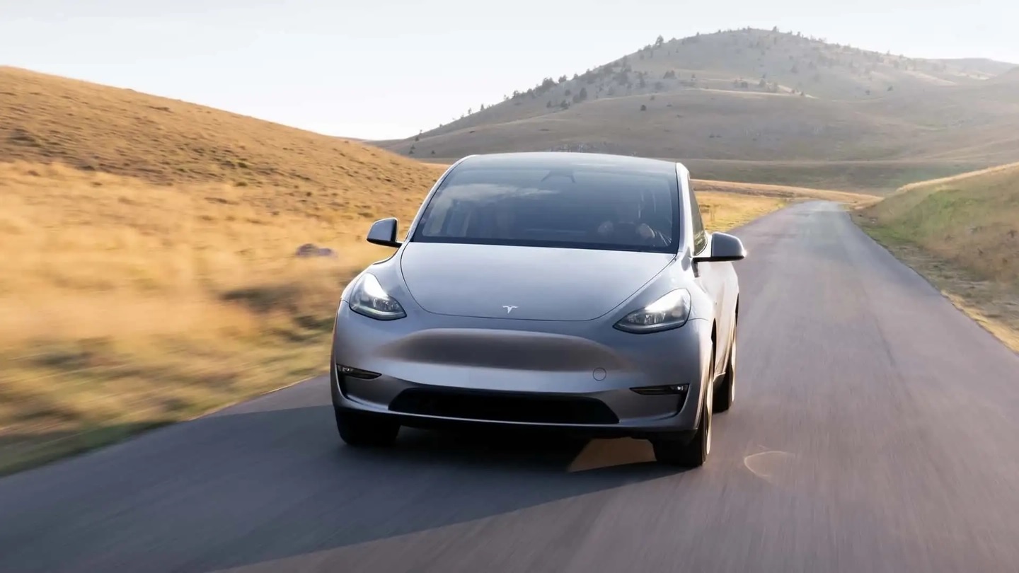 Tesla Model Y потеряла 12% ёмкости батареи за 21 000 км