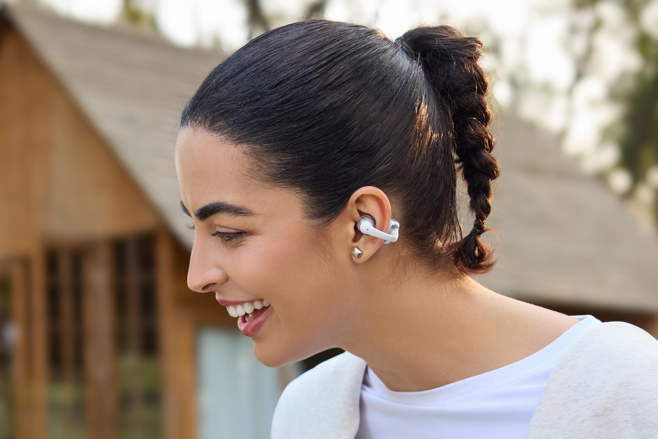 Shokz выпустила открытые наушники OpenDots Air и OpenDots 2
