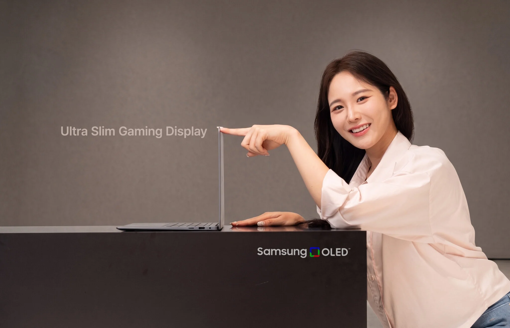 Samsung Display показала OLED-экран для ноутбуков тоньше на 20%