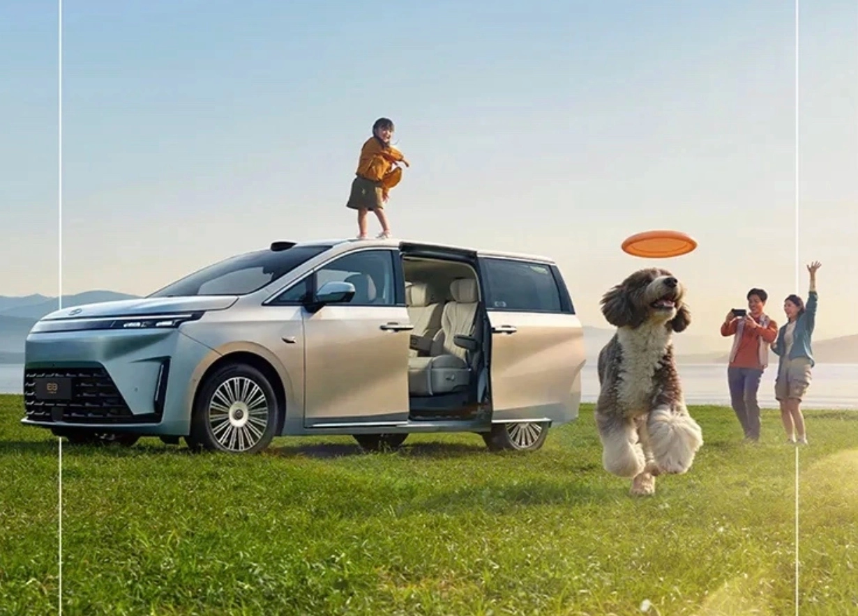 GAC Trumpchi представит M8 PHEV и E8 PHEV 11 июня