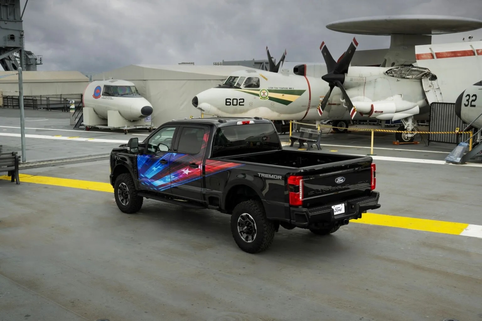 Ford выпустил Super Duty 2027 с флагом США к 250-летию страны